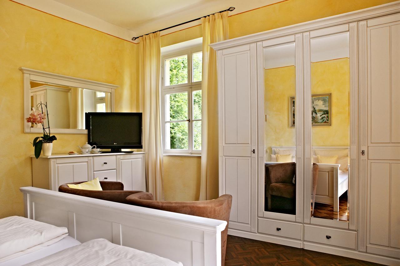 Rhön Hotel Waldcafé St. Georg Staatsbad Brückenau Esterno foto